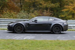 阿斯顿马丁新车搭载CarPlay Ultra 内饰图