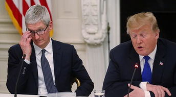 特朗普怒怼库克：苹果迁出中国，跑去印度干什么？