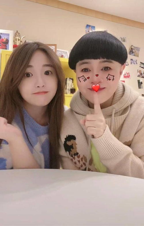 金龟子母女同框直播画面