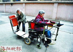 老人取款身亡 银行支付10万慰问金引发热议