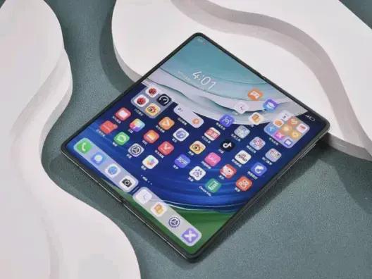 华为MateX6折叠屏手机海外发售