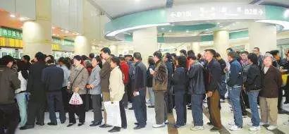 新冠阳性率再次上升你中招了吗？