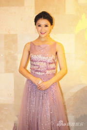 甘薇在活动现场接受采访