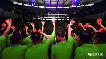 台上台下合唱画面