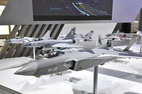 歼-10CE飞行员驾驶舱视角图