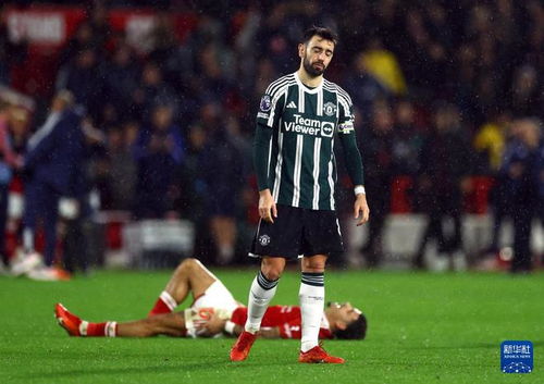 曼联0-1切尔西英超8轮不胜，球迷崩溃：红魔到底怎么了？