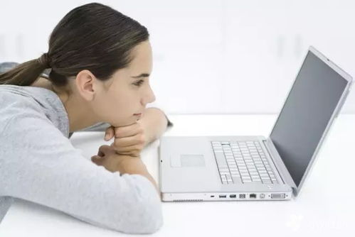 从简书热搜看人生哲学：追求少而精的生活方式