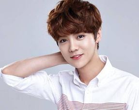 黄杨钿甜社交媒体截图耳环内容