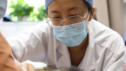 医生与患者沟通场景想象图