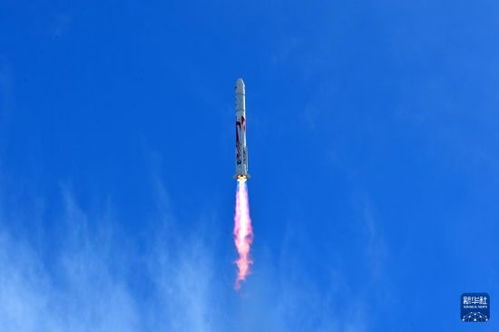 朱雀二号火箭升空瞬间