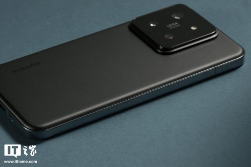 小米14背面设计细节图