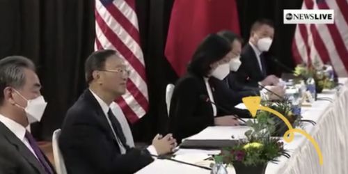 中美高层对话场景图片