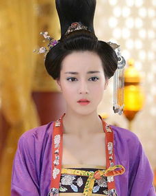 李宛妲古装造型试妆照