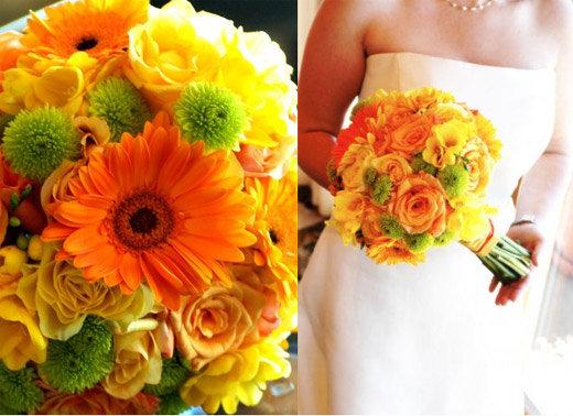 新娘手持黄金手捧花