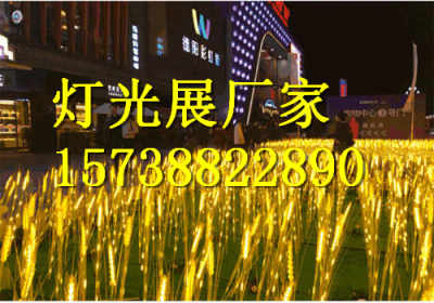 夜晚的江湖与灯光