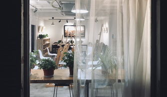 曹宝凌先生他一定是去绘时光静好图