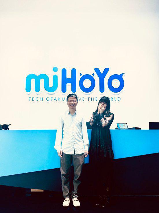 米哈游创始人团队合影