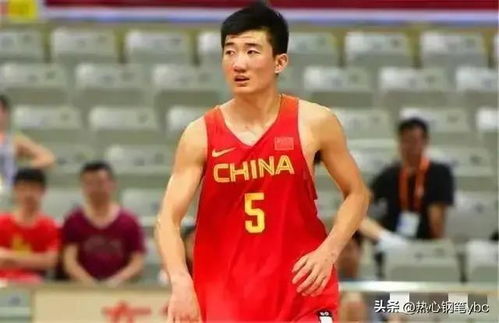 孙铭徽训练场加练画面