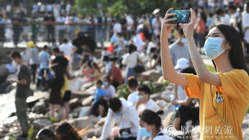 五一假期游客如织