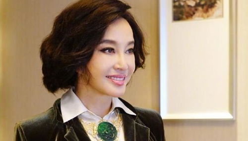 刘晓庆戛纳翡翠引争议，举报人再掀风波！