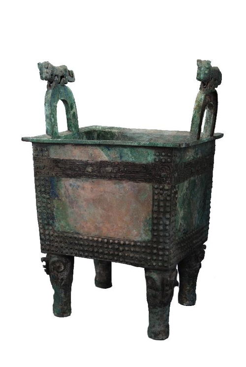 商代青铜鼎特写