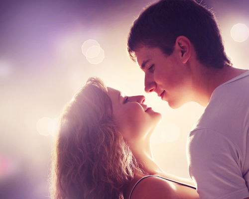 大龄剩男后悔了吗？当代婚恋观的魔幻镜像