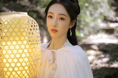 《折腰》海报 宋祖儿与刘宇宁主演