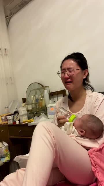 产后抑郁不是小事，李晟、黄圣依的经历让我深有共鸣