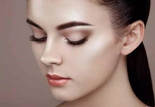 藏海术后一周自然微笑照