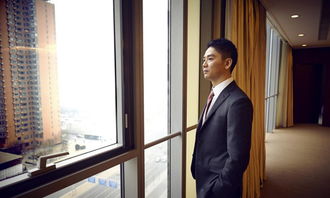 刘强东低调现身日本街头，母校京东楼今日投用，背后故事令人动容