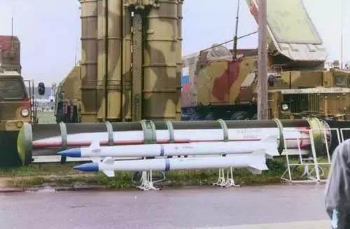 S-400防空导弹