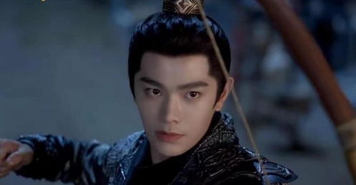 丁禹兮在电视剧《山河枕》中饰演卫韫