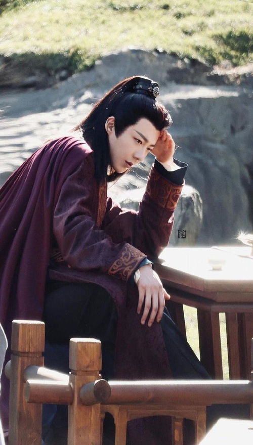 宋祖儿刘宇宁新剧《折腰》宣传照