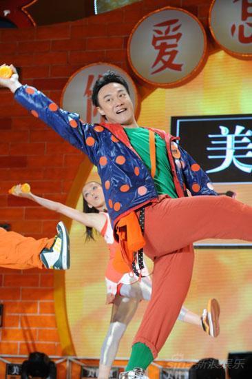 陈奕迅被传去世 歌手叶晓粤：假新闻 | 真相背后，谣言为何屡禁不止？