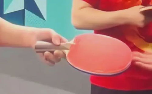 王楚钦赛前换拍风波，肖战发声：胶皮疑被掰开！