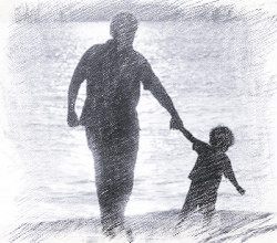 爷爷牵着孙子散步的背影