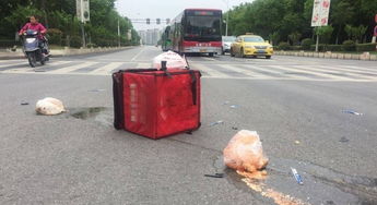 白天上班晚上送外卖攒钱结婚，90后小伙的奋斗故事让人心疼又敬佩