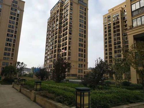 一栋现代化住宅楼外景图