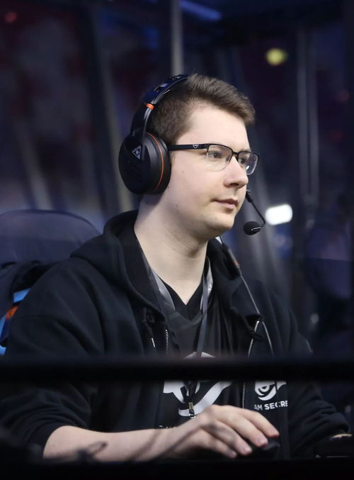 Mlxg生死局9:0彻底燃尽，我的亲历与见证：一场电竞梦的终点与起点