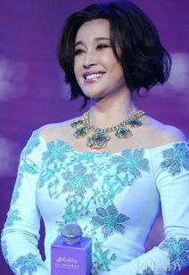 刘晓庆回应现金和珠宝被偷：拿去吧，网友炸锅了！