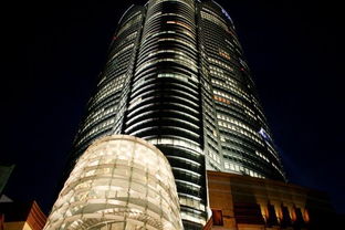 穆迪下调美国信用评级，全球震动！中国外交部回应引热议