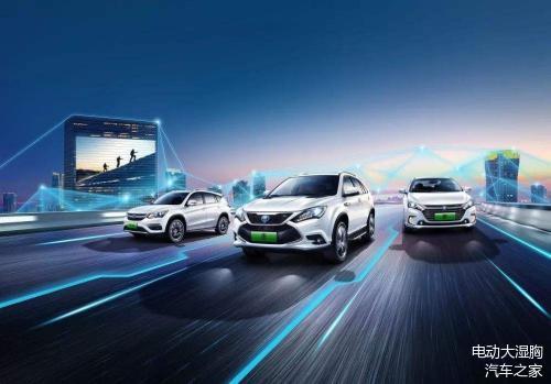 新能源汽车与传统汽车并行道路