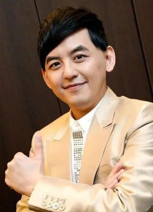 陈奕迅与林家谦合影曝光