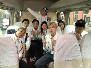 巴基斯坦父女在上海医院门口合影留念