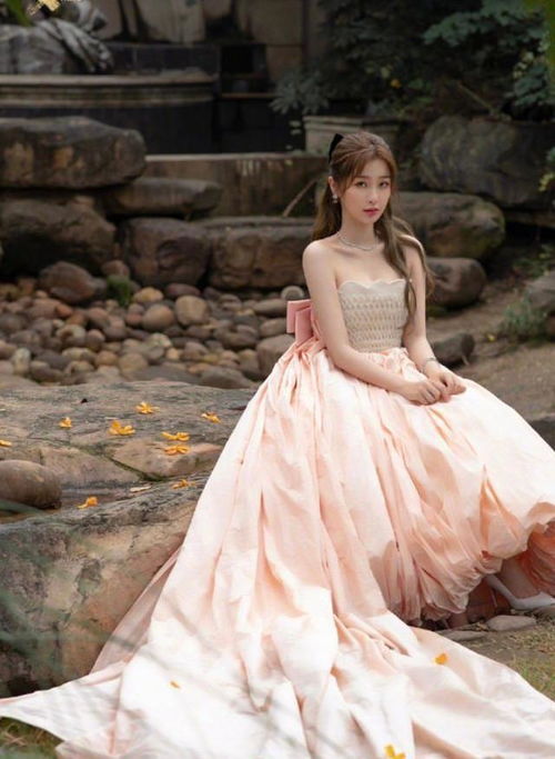 虞书欣官宣成为MAIA ACTIVE品牌代言人，运动风也能甜度爆表！