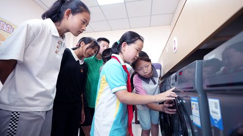 海尔智家捐赠希望小学现场照片