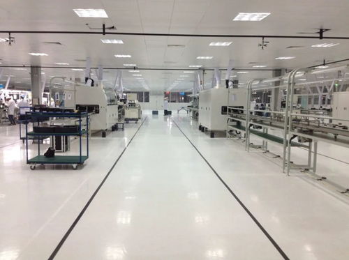 合肥新粮仓库Park内部艺术展览场景