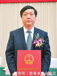 黄杨钿甜父亲杨伟社交媒体截图