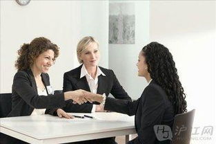 现代职场面试场景