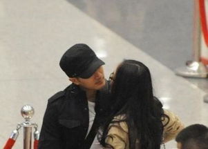 杨幂刘恺威合体宣传照